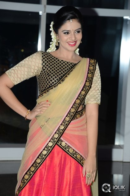 Sreemukhi-at-Savitri-Movie-Audio-Launch